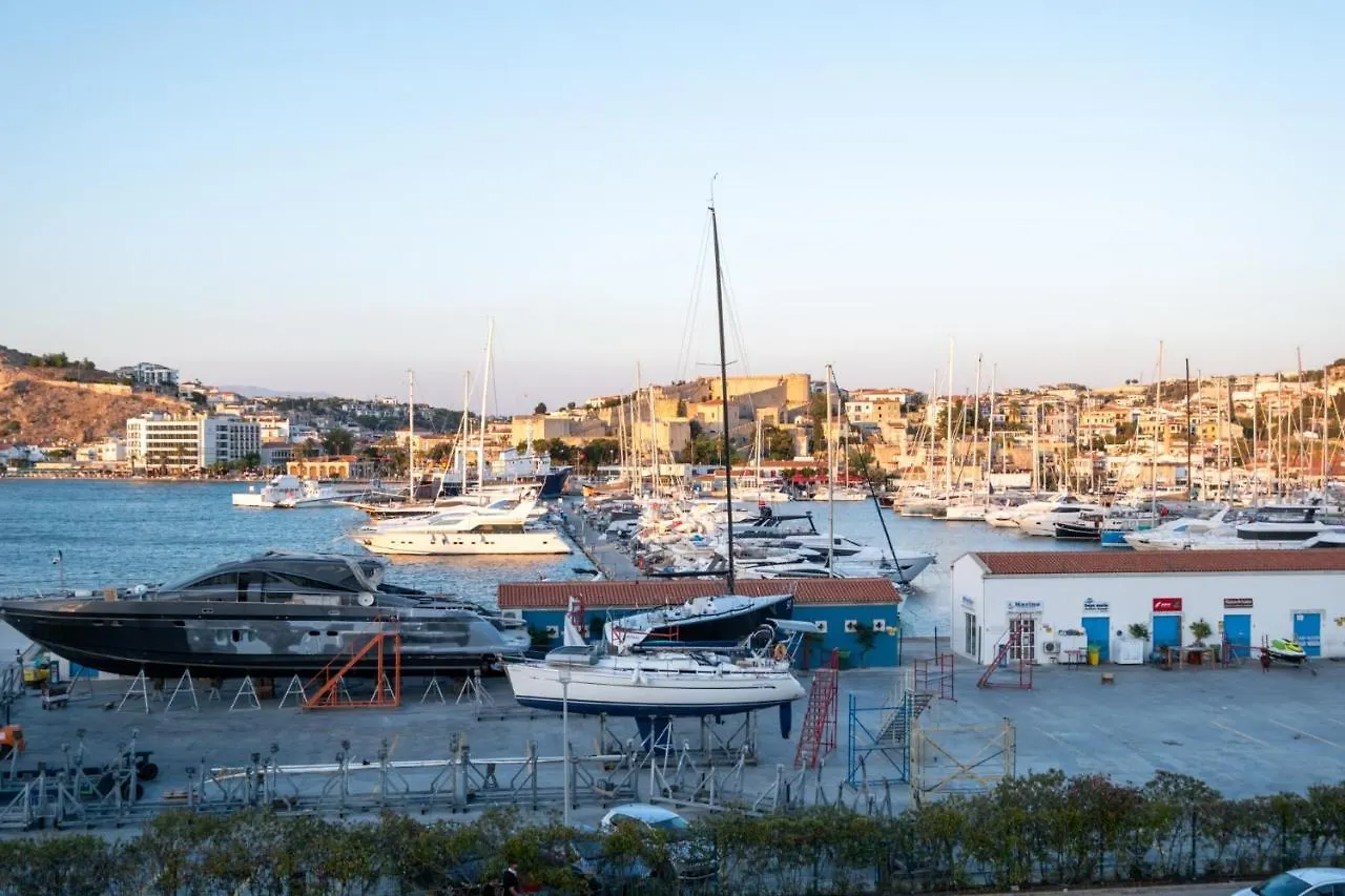 Flat W Sea View Balcony 3 Min To Cesme Marina Διαμέρισμα